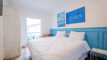 Duplo Standard Superior | Frigobar, individualmente decorados, Wi-Fi de cortesia