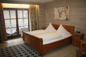 Caja de seguridad en la habitación y decoración personalizada 