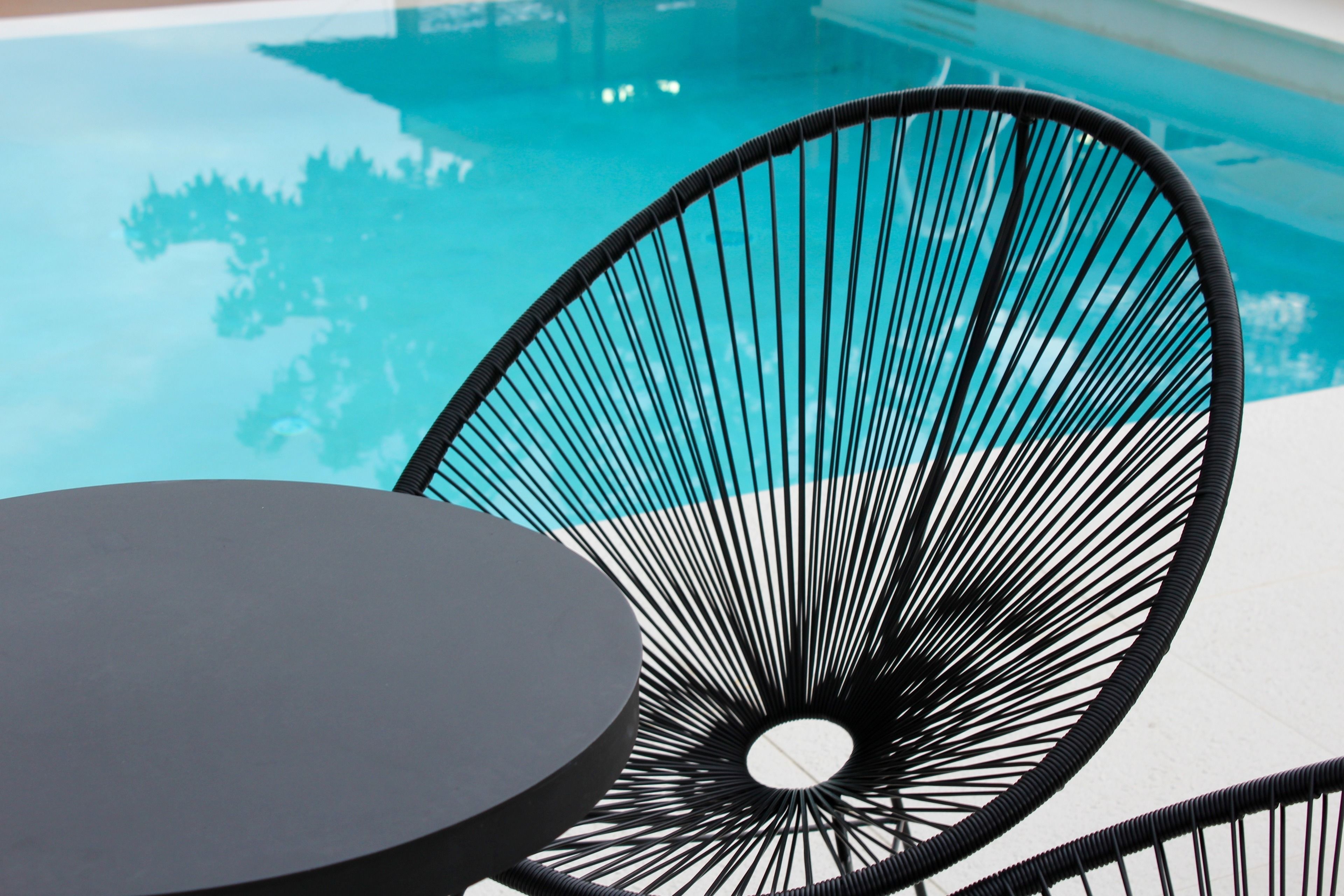 2 outdoor pools, pool umbrellas, pool loungers