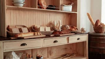 Free daily buffet breakfast