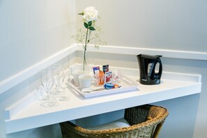 Coffee and/or coffee maker - Yamkela Guest House (Oudtshoorn)