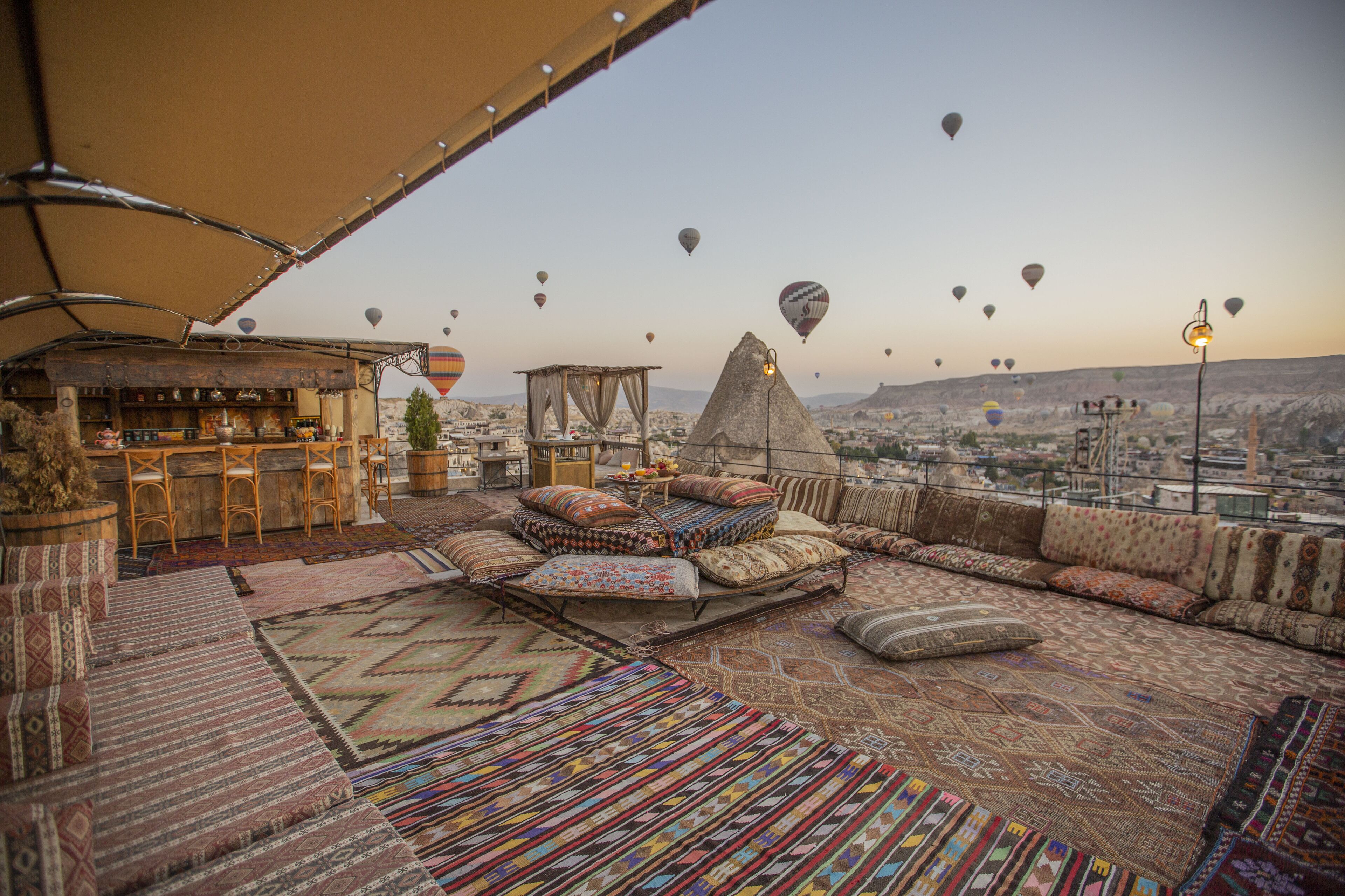 Foto - Divan Cave House