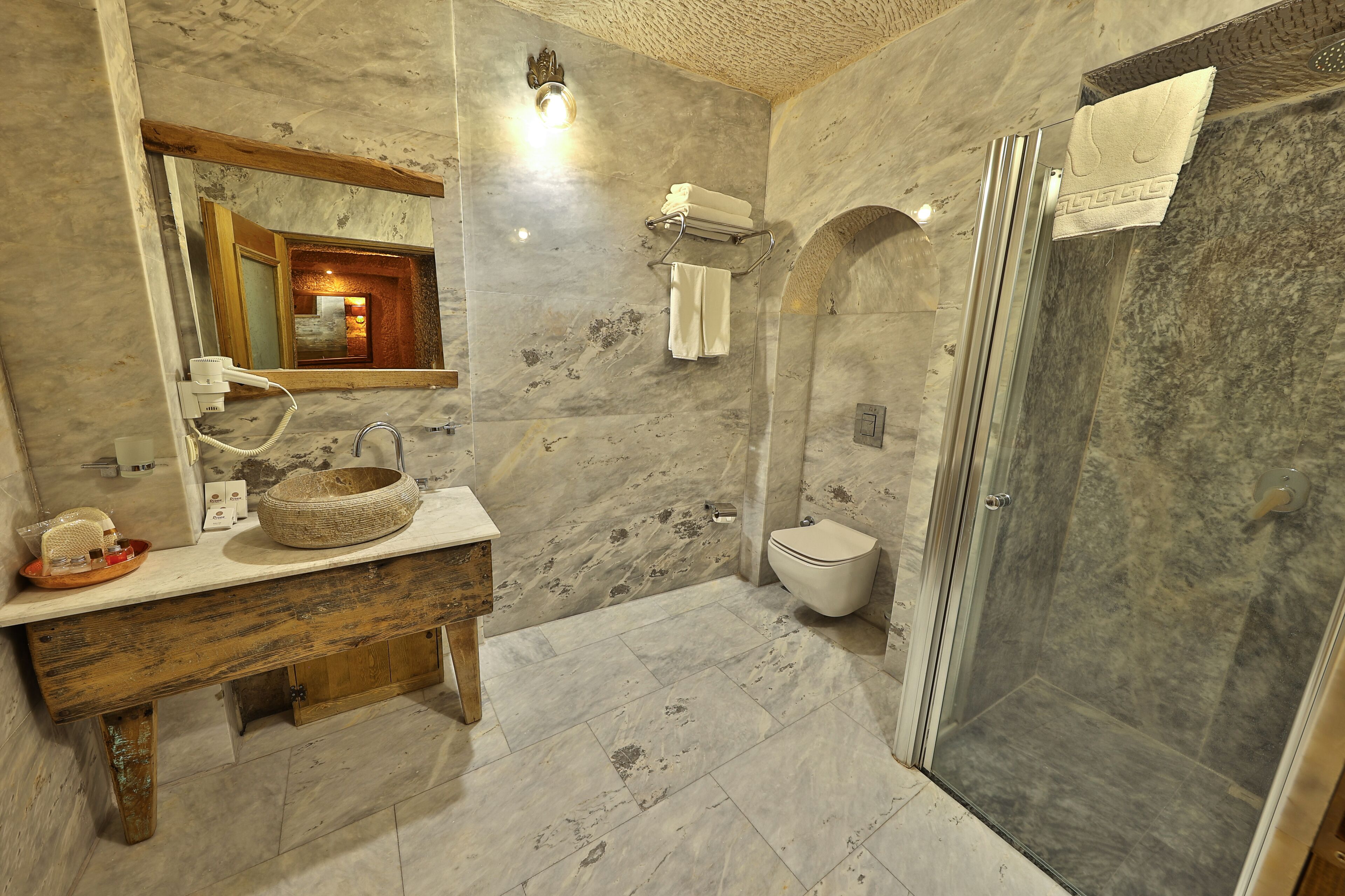 Foto - Divan Cave House