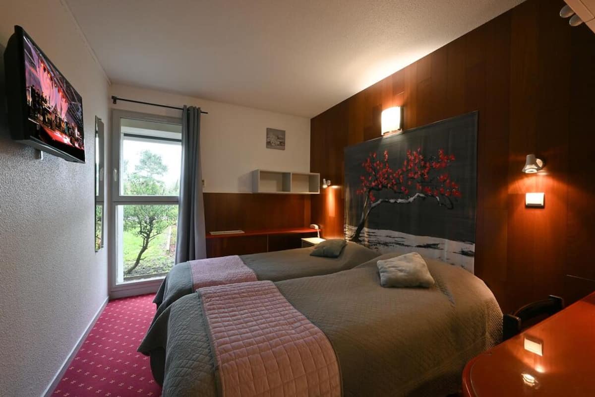 Chambre Standard, 2 lits une place