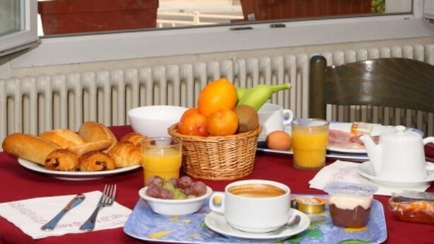 Breakfast area - Hotel Eden (Martigues)