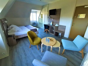 Family Quadruple Room - Relais de la Poste (Le Hom)