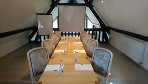 Meeting facility - Relais de la Poste (Le Hom)