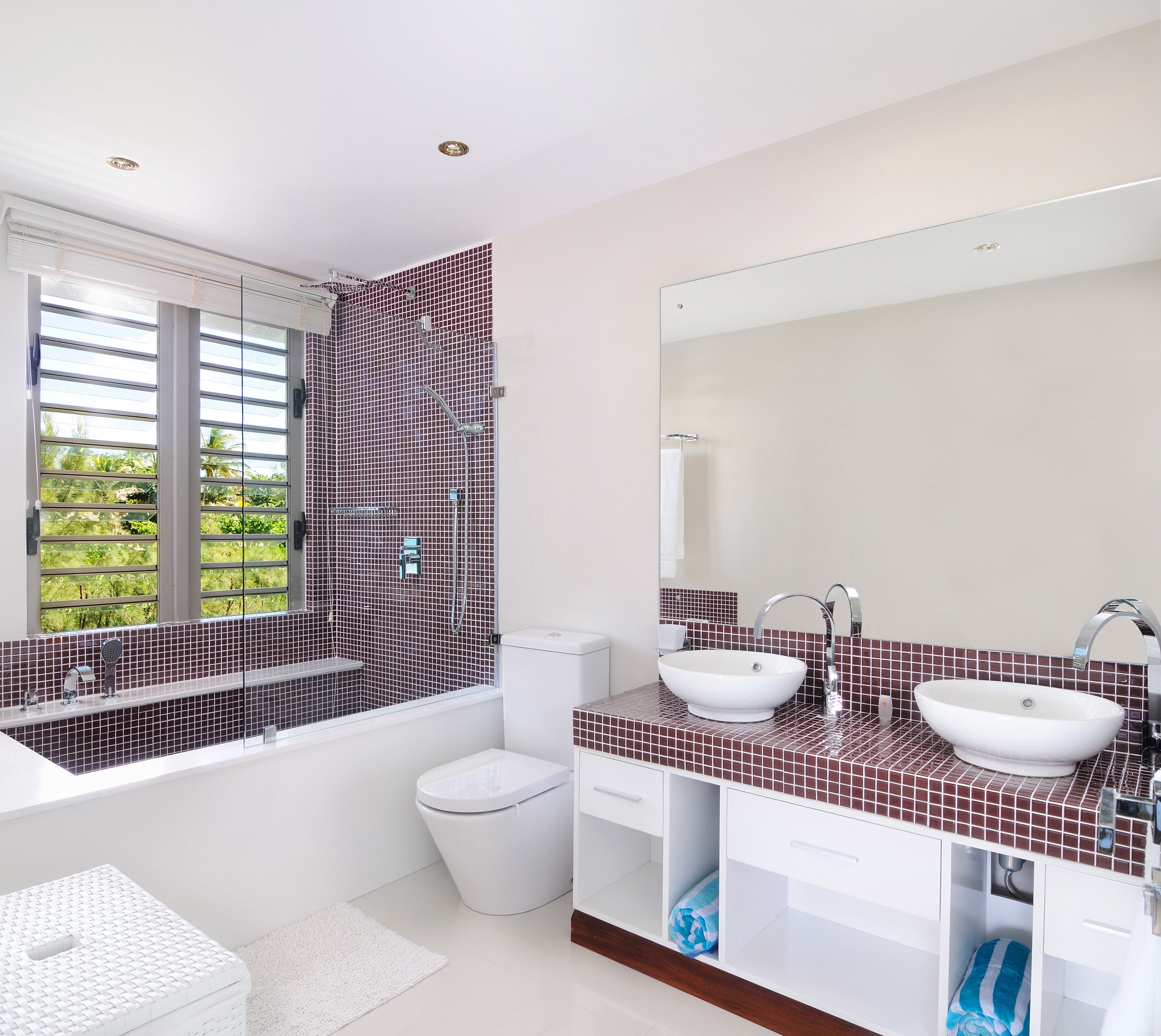 family penthouse | bathroom | free toiletries, hair dryer, towels