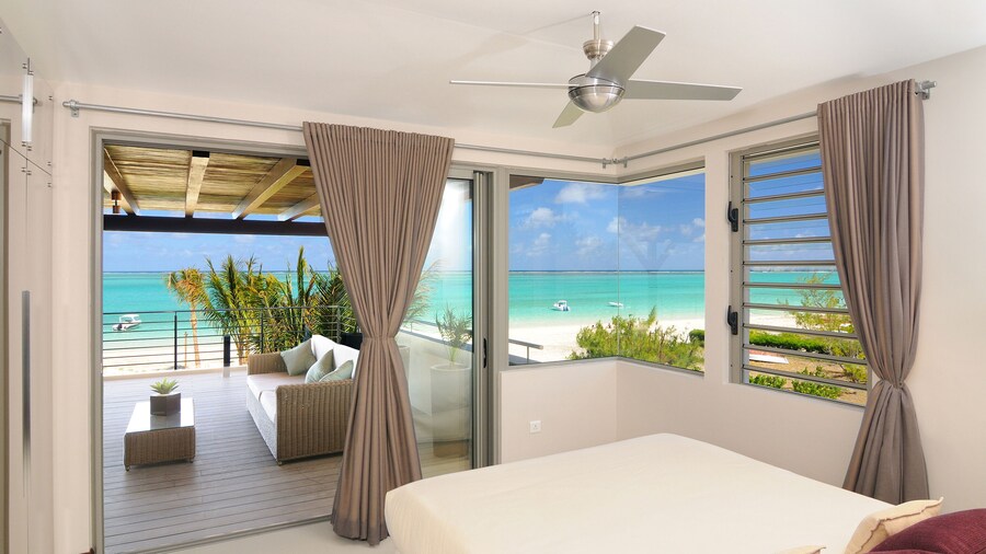 Paradise Beach by Horizon Holidays
