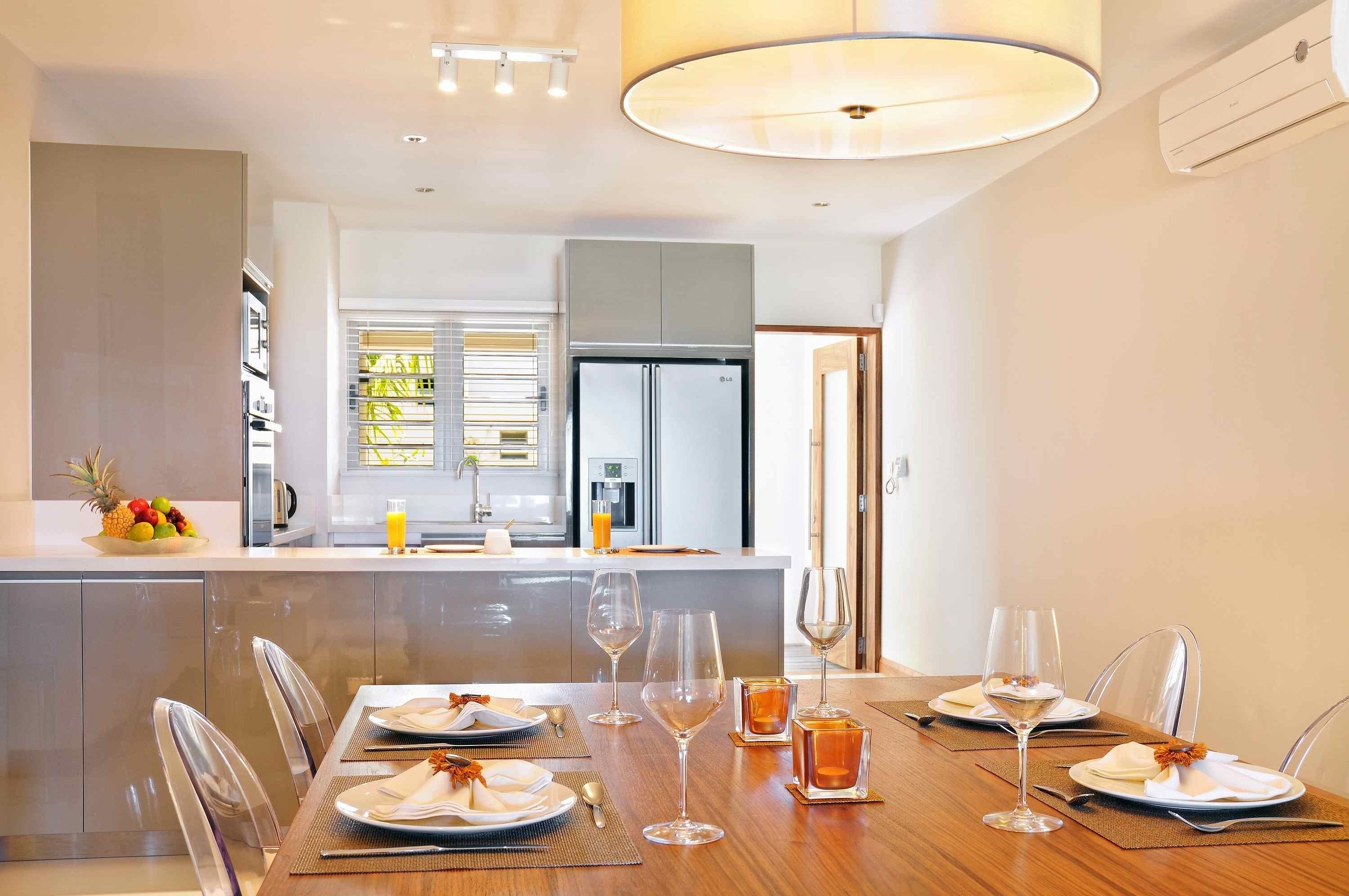 premium apartment | in-room dining