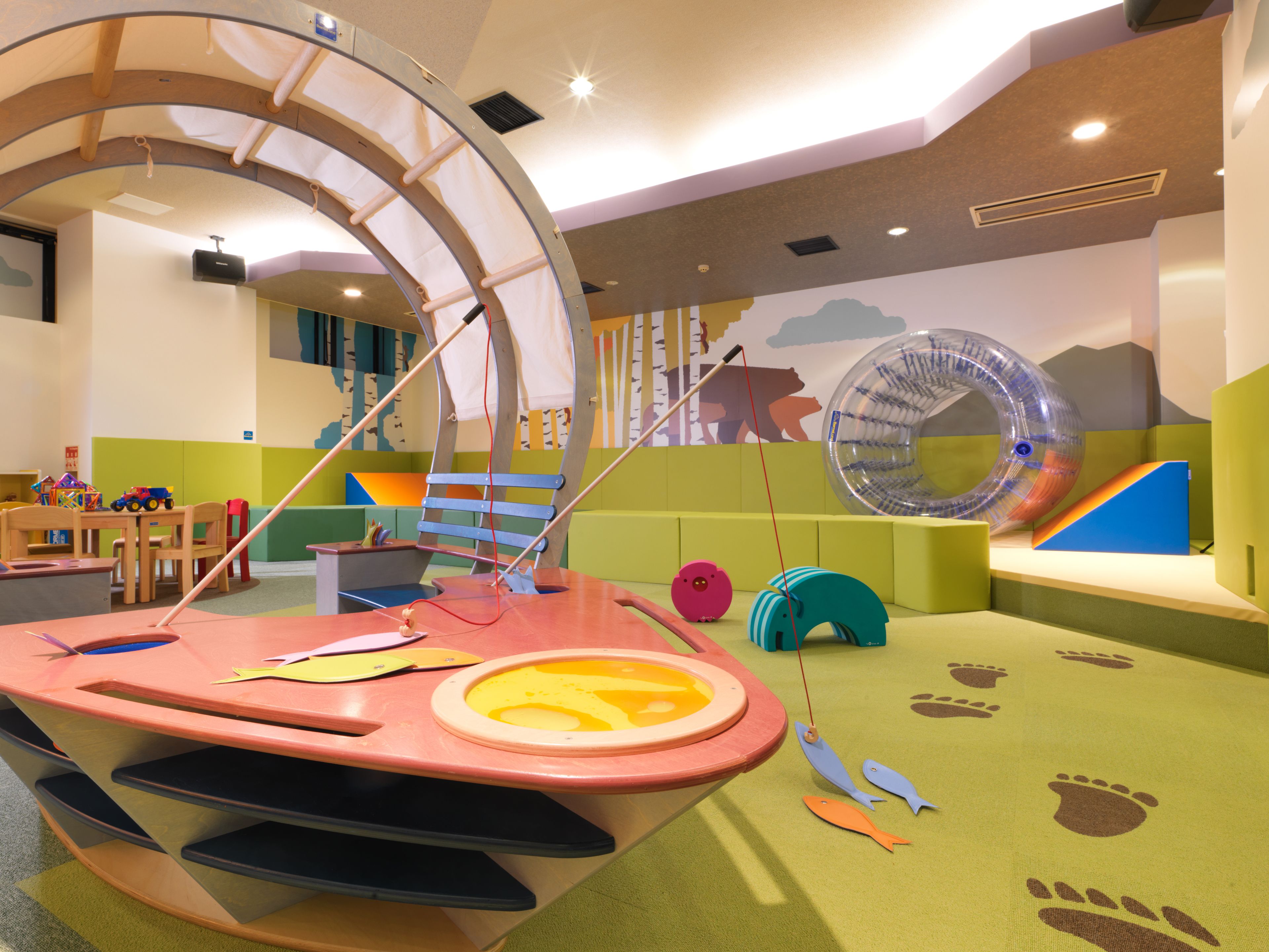 Innen-Kinderspielplatz