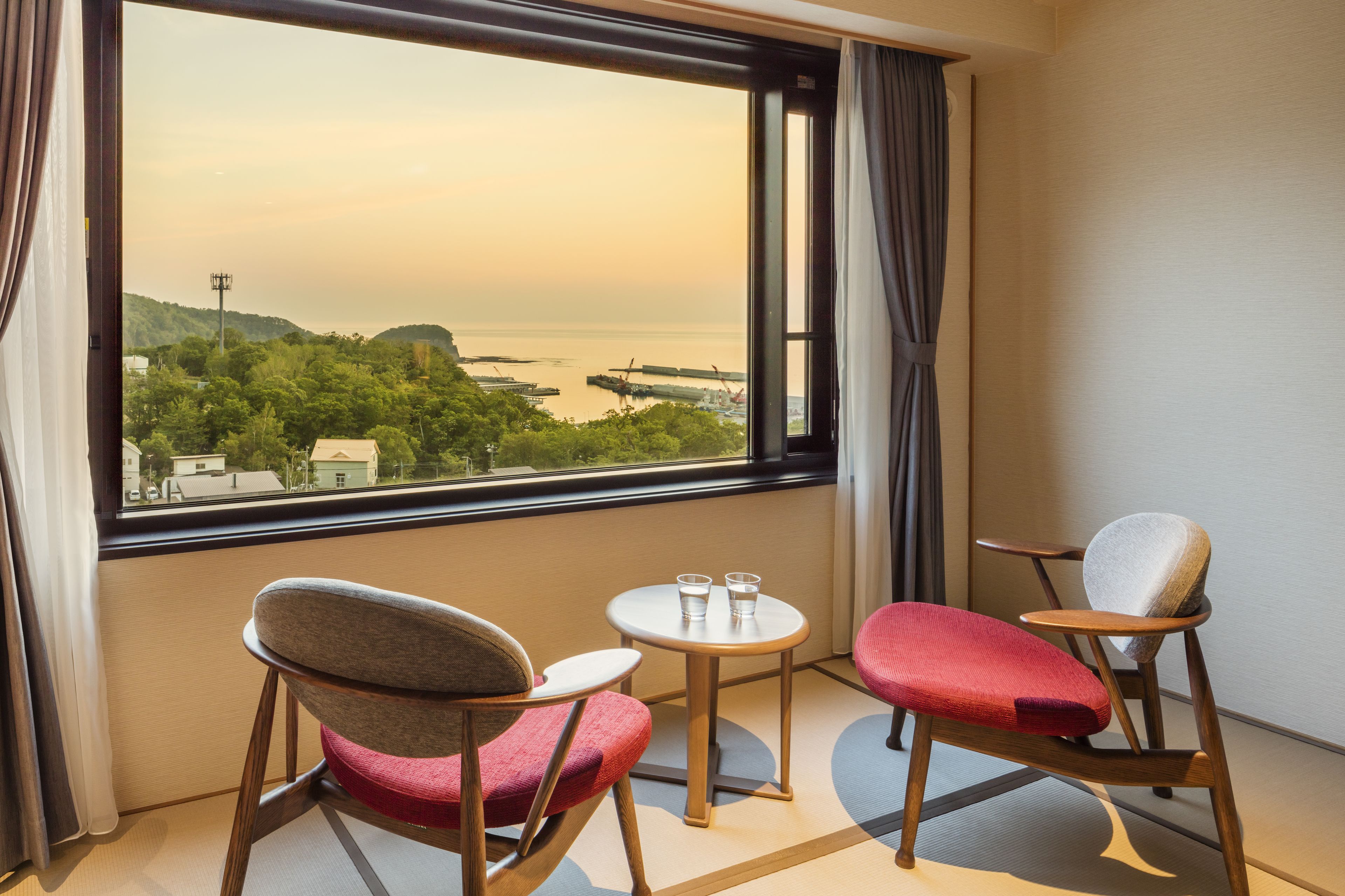 Phòng (Sunset) | Két bảo mật tại phòng, bàn ủi/dụng cụ ủi quần áo 