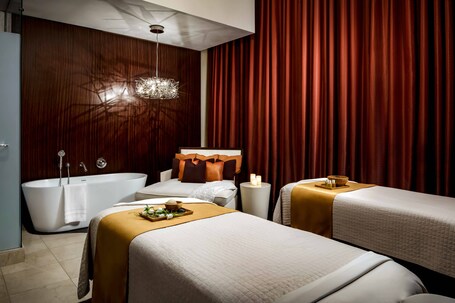 The Ritz Carlton, Toronto - Image 47