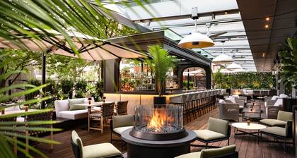 The Ritz-Carlton, Toronto