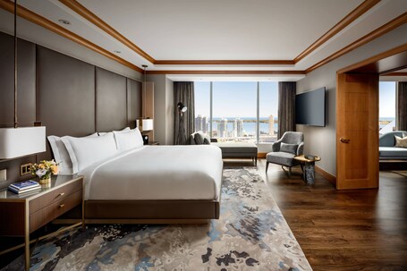 The Ritz Carlton, Toronto - Image 11