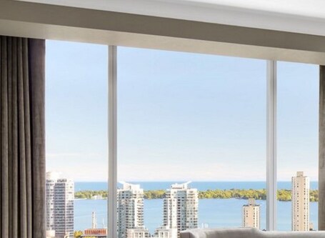 The Ritz Carlton, Toronto - Image 50