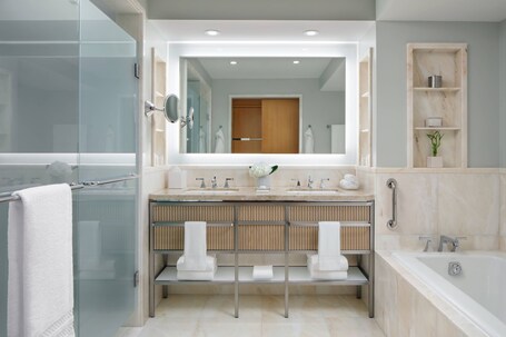 The Ritz Carlton, Toronto - Image 103