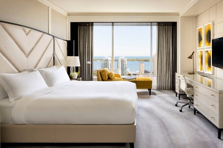 The Ritz Carlton, Toronto - Image 1