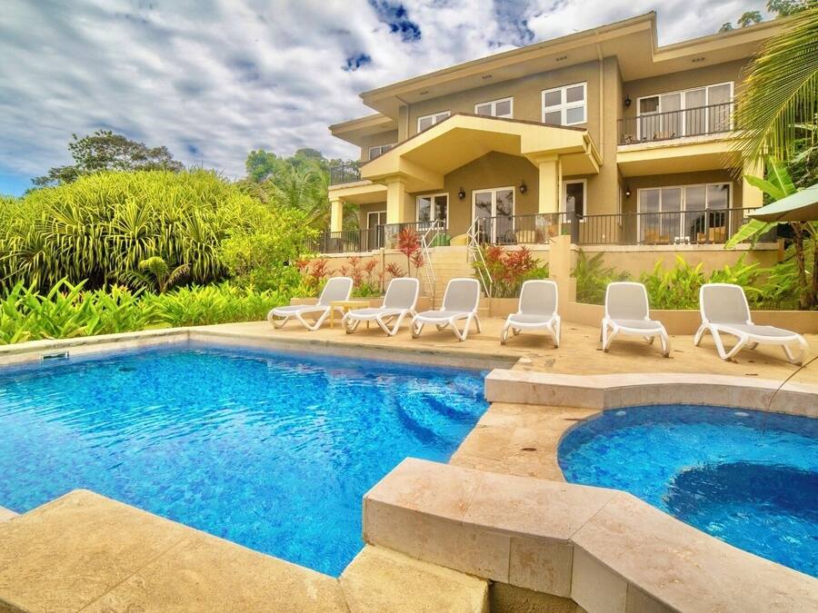 Family Villa, 5 Bedrooms, Garden View