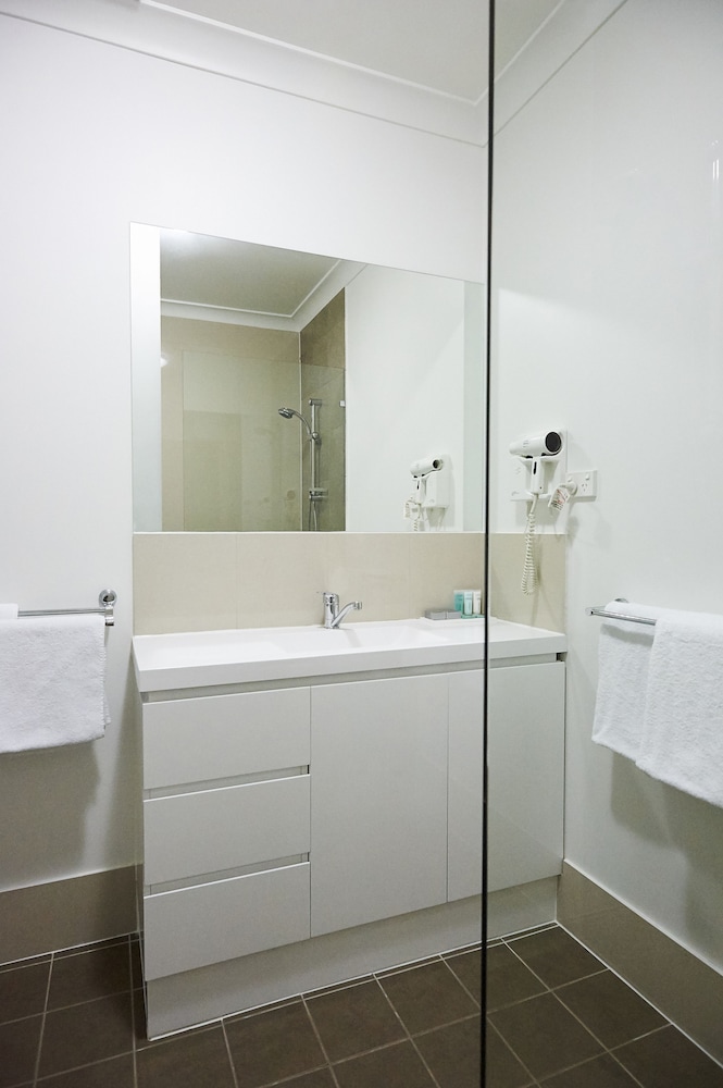 Oxley Court Serviced Apartments by null
