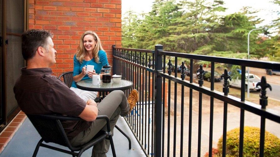 Oxley Court Serviced Apartments
