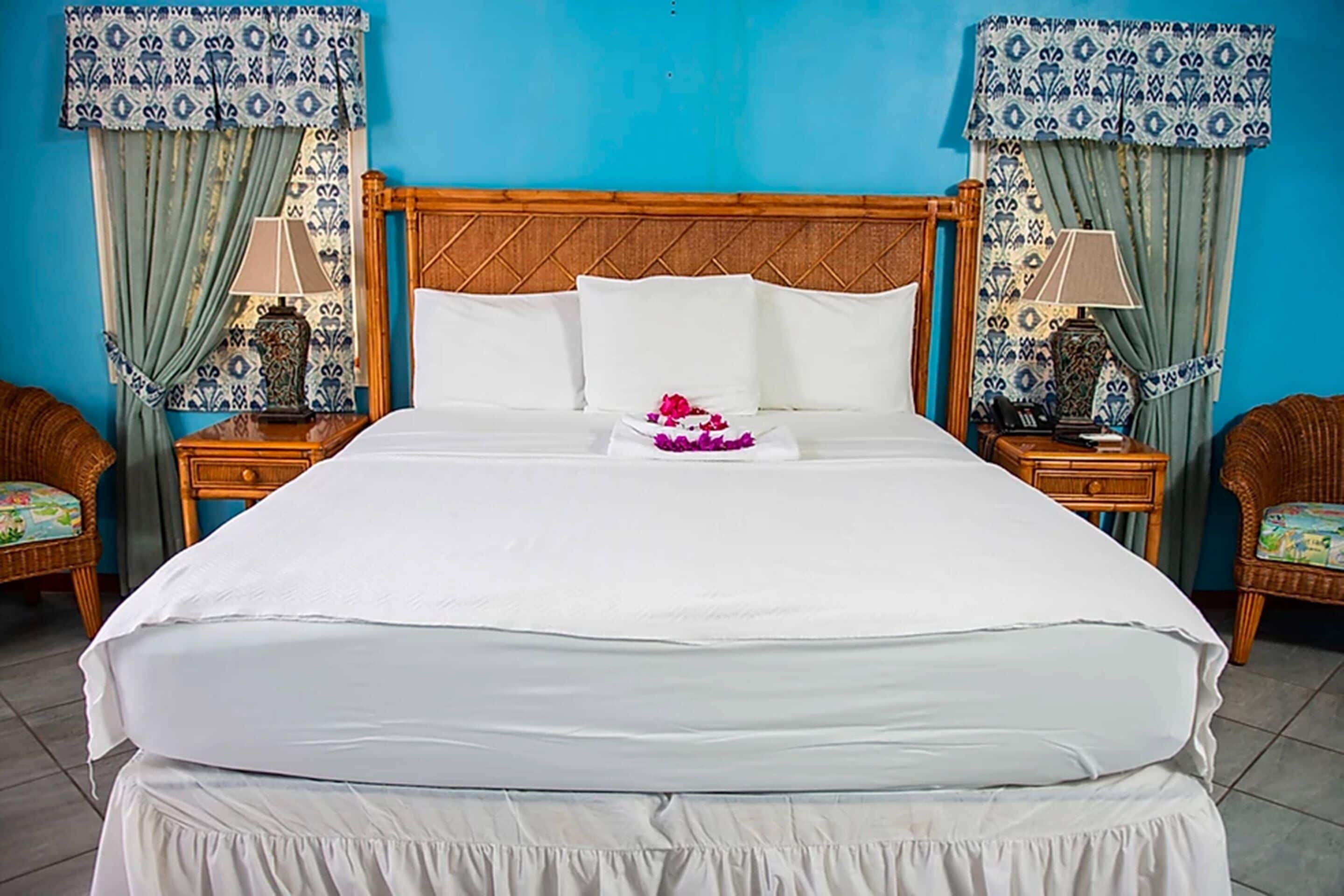 premium suite, 1 king bed, ocean view (jacuzzi) | 1 bedroom, egyptian cotton sheets, premium bedding, pillow-top beds