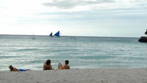 Unclassified image, 2 of 7, button - Orinda Beach Resort (Boracay Island)