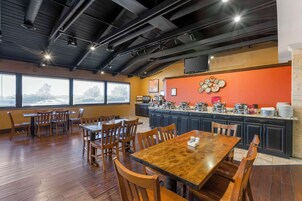 Desayuno buffet incluido todos los días