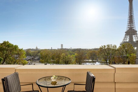 Shangri La Paris - Image 97