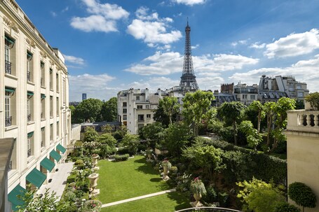 Shangri La Paris - Image 55