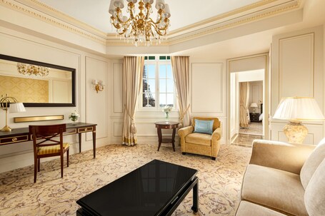 Shangri La Paris - Image 103