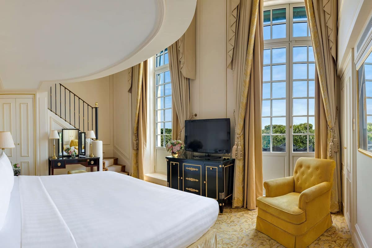 Duplex Eiffel View Suite 1 King | 1 bedroom, Egyptian cotton sheets, premium bedding, down comforters