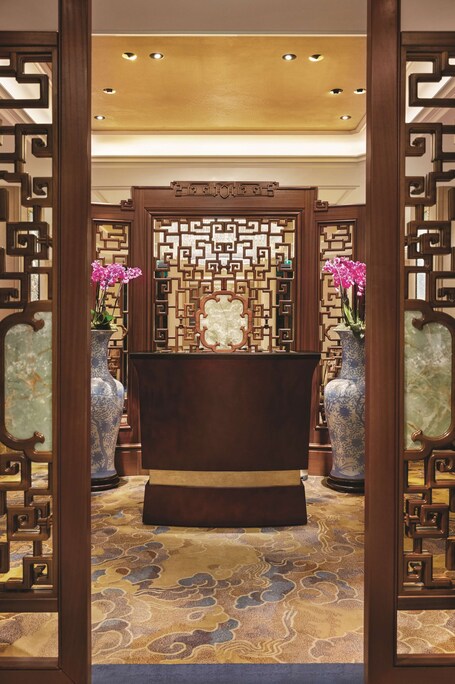 Shangri La Paris - Image 21