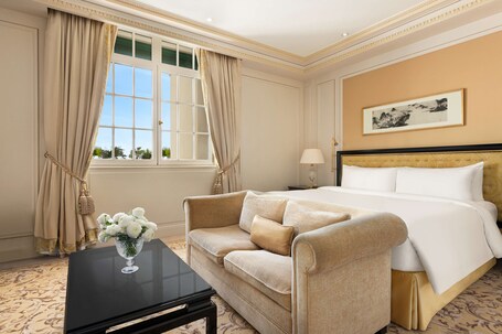 Shangri La Paris - Image 117