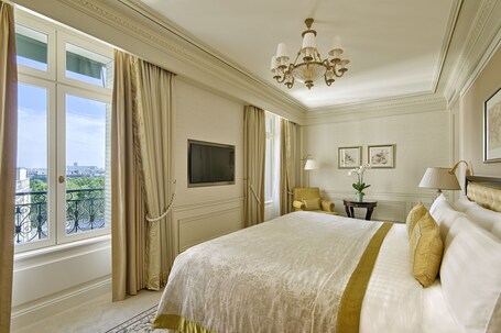 Shangri La Paris - Image 89