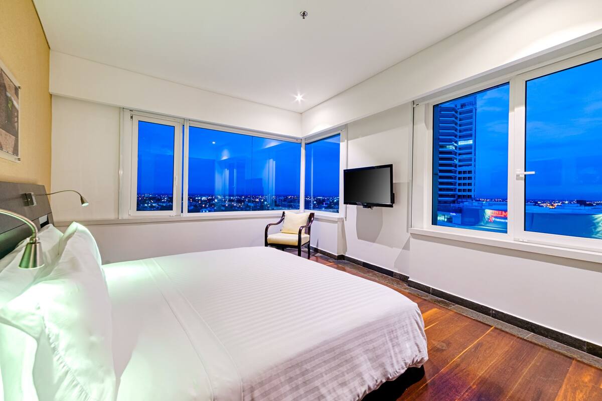 grand suite | premium bedding, down duvets, memory-foam beds, minibar