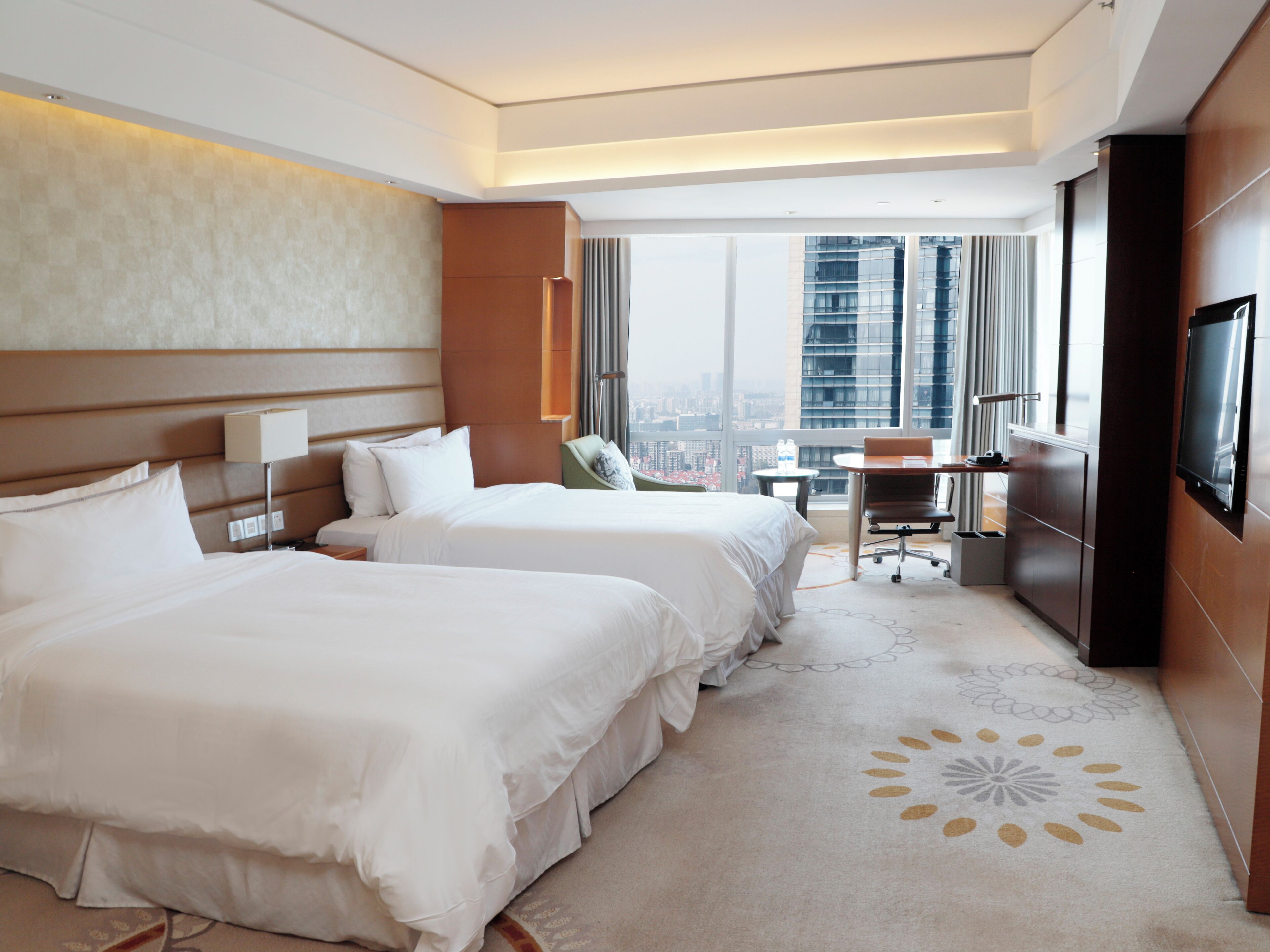 エグゼクティブ ルーム シングルベッド 2 台 | 高級寝具、羽毛の掛け布団、ミニバー、セーフティボックス (室内)