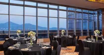 The Westin Nanjing Xuanwu Lake