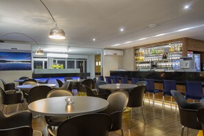 Bar (on property) - Le Canard Joinville (Joinville)