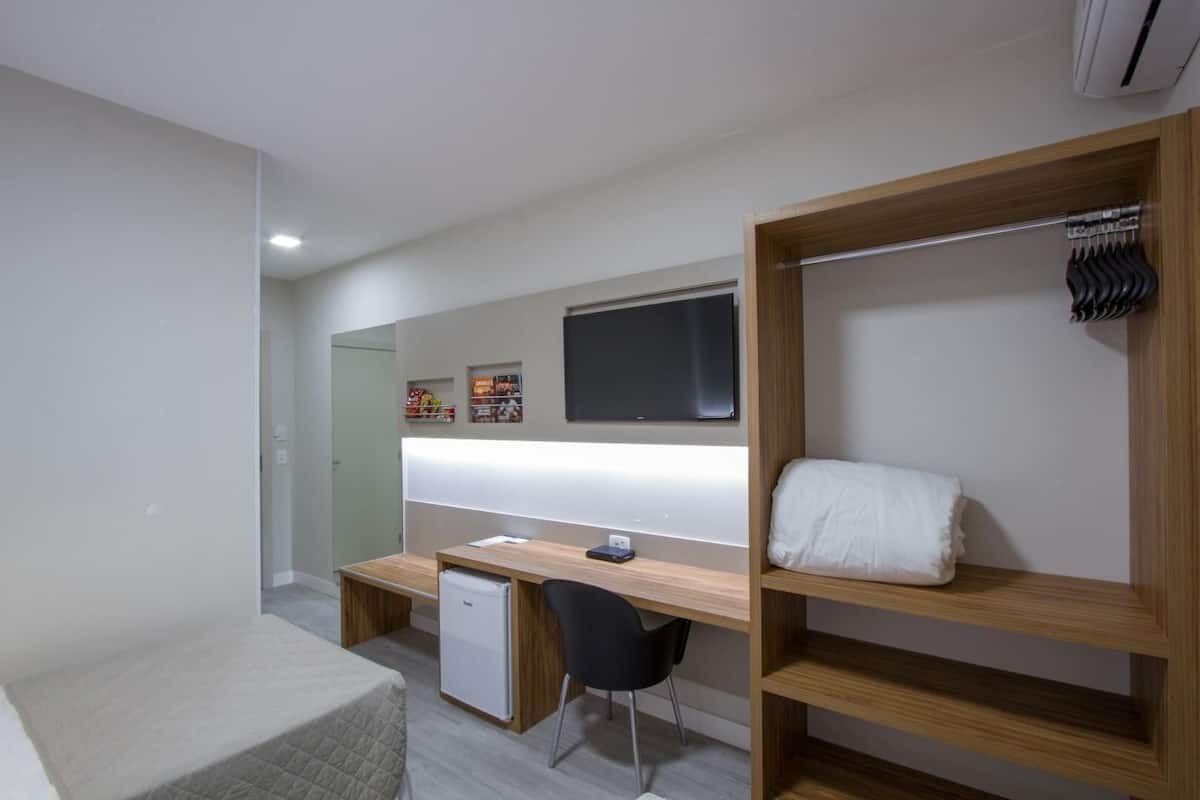 Minibar, in-room safe, desk, laptop workspace