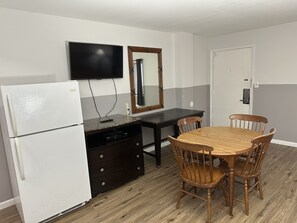 Superior Room, 2 Queen Beds, Kitchen, Poolside | Living area