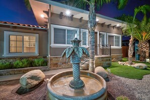 Front of property - Traveler's Inn (Williams)