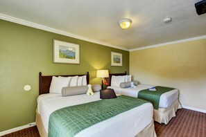 Standard Room, 2 Queen Beds, Non Smoking | Desk, blackout drapes, soundproofing, iron/ironing board - Traveler's Inn (Williams)