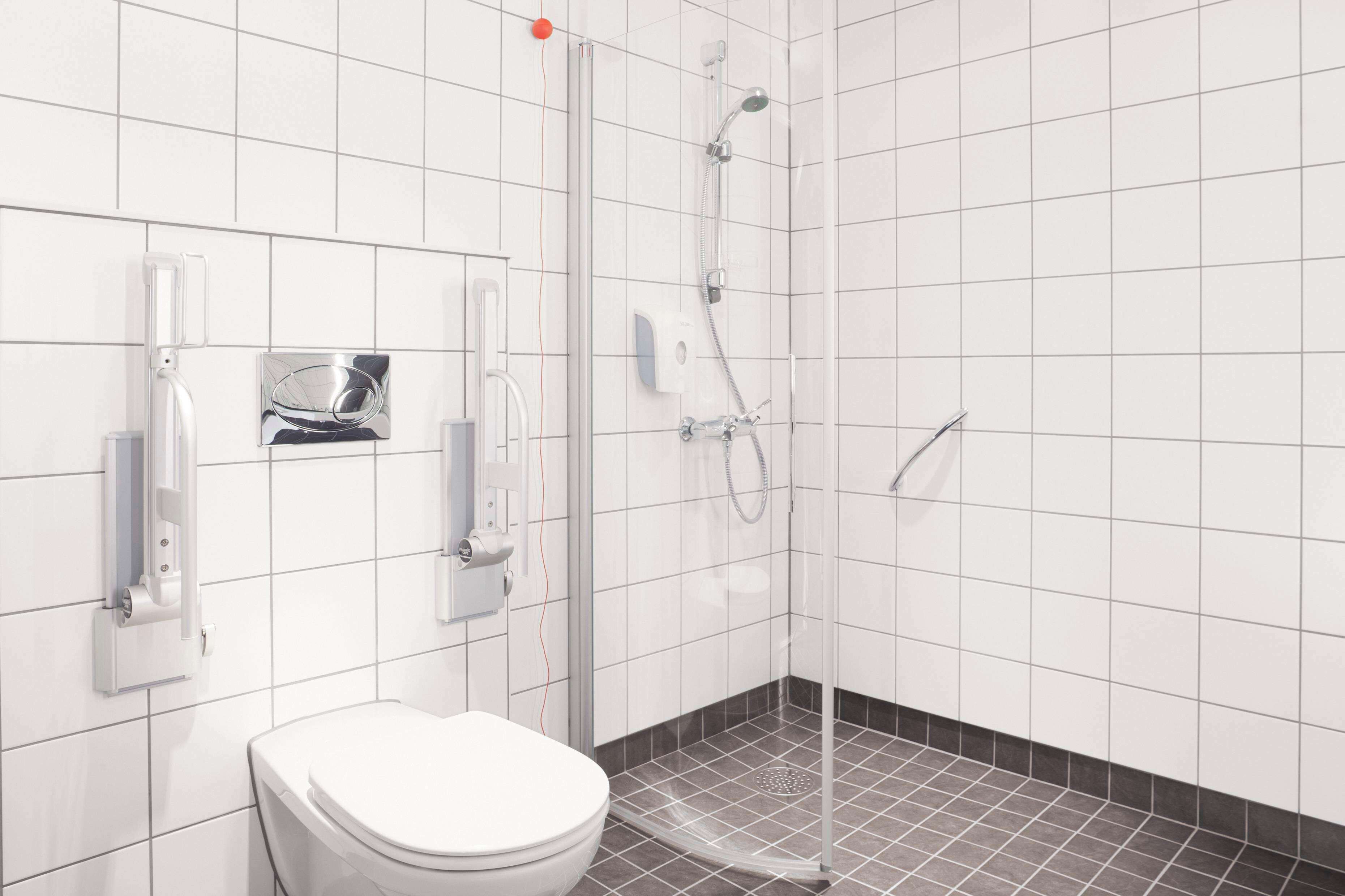 premium bedding, pillow-top beds, in-room safe, desk