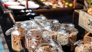 Daily buffet breakfast for a fee