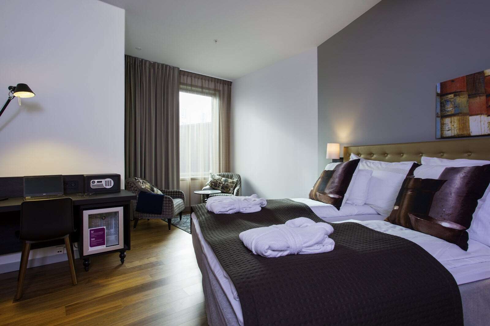 junior suite | premium bedding, pillow-top beds, in-room safe, desk