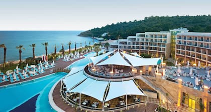 Paloma Pasha - All inclusive