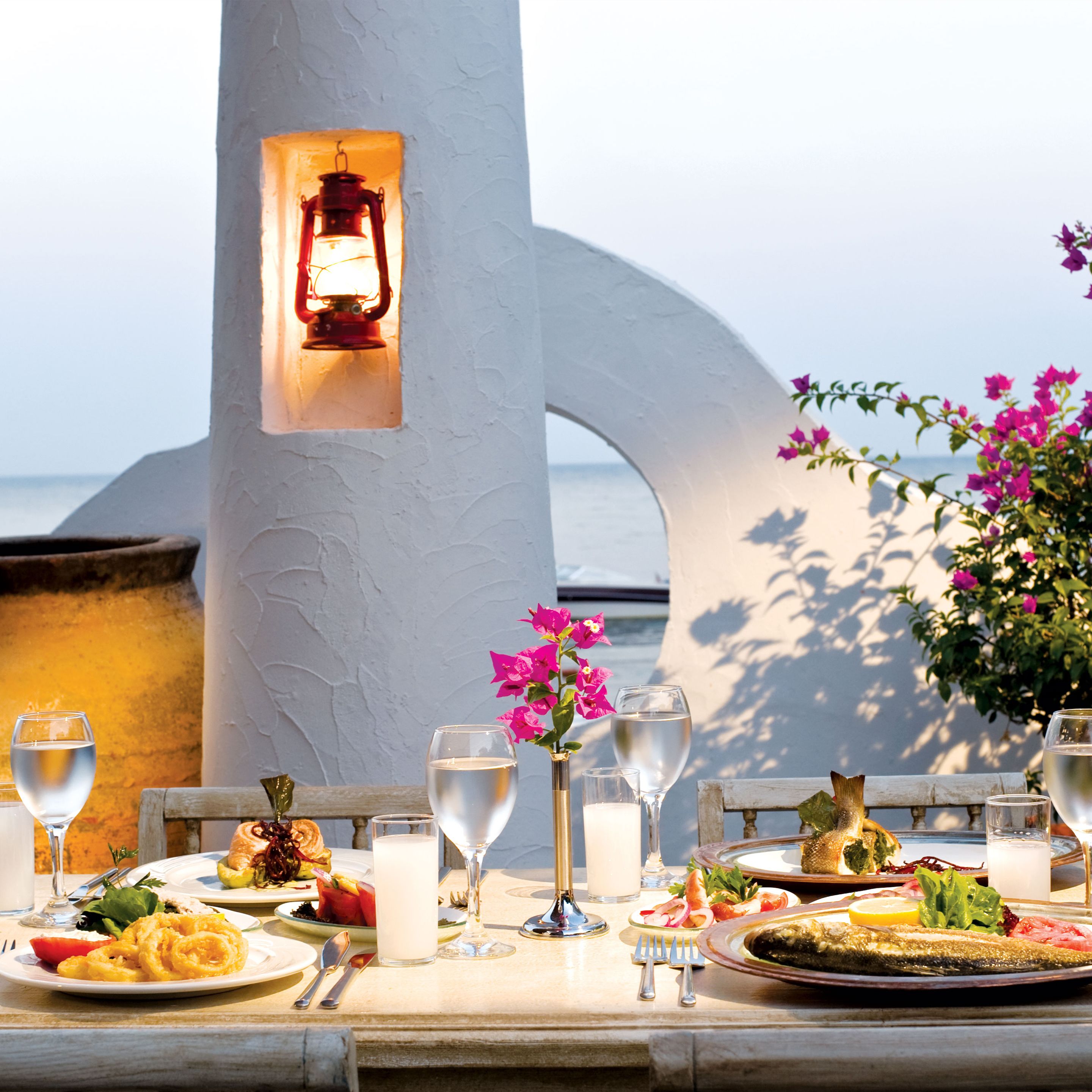 5 Restaurants; Frühstück, Mittagessen und Abendessen werden serviert