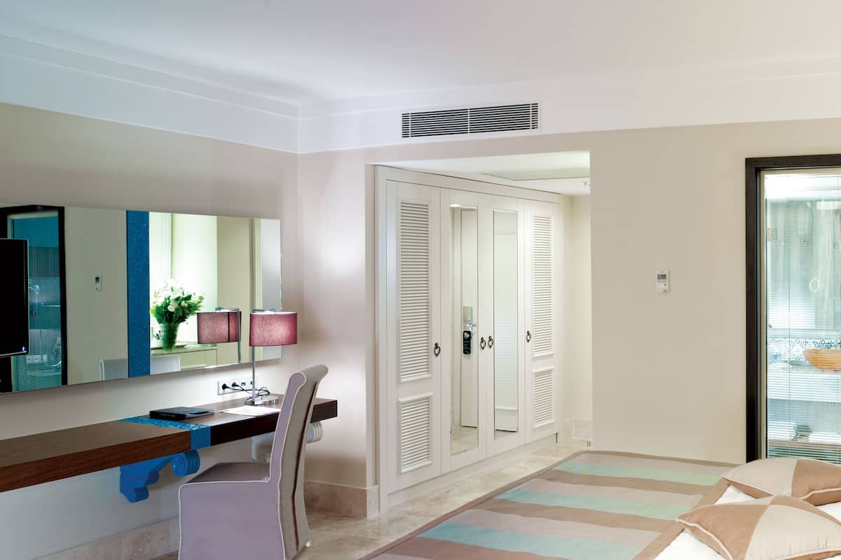 Minibar, Zimmersafe, Bügeleisen/Bügelbrett, kostenlose Babybetten