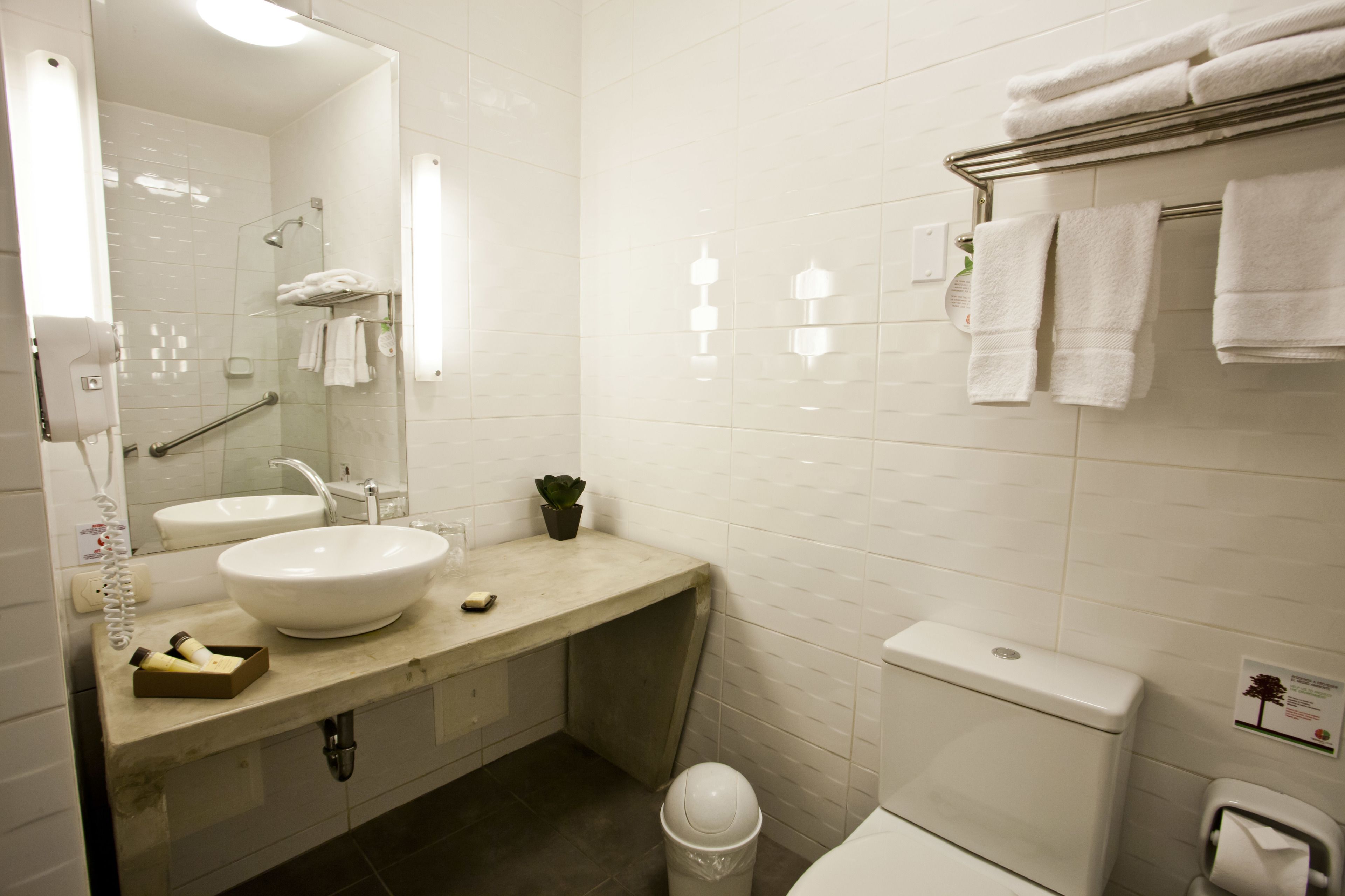 double room | bathroom | free toiletries, hair dryer, towels
